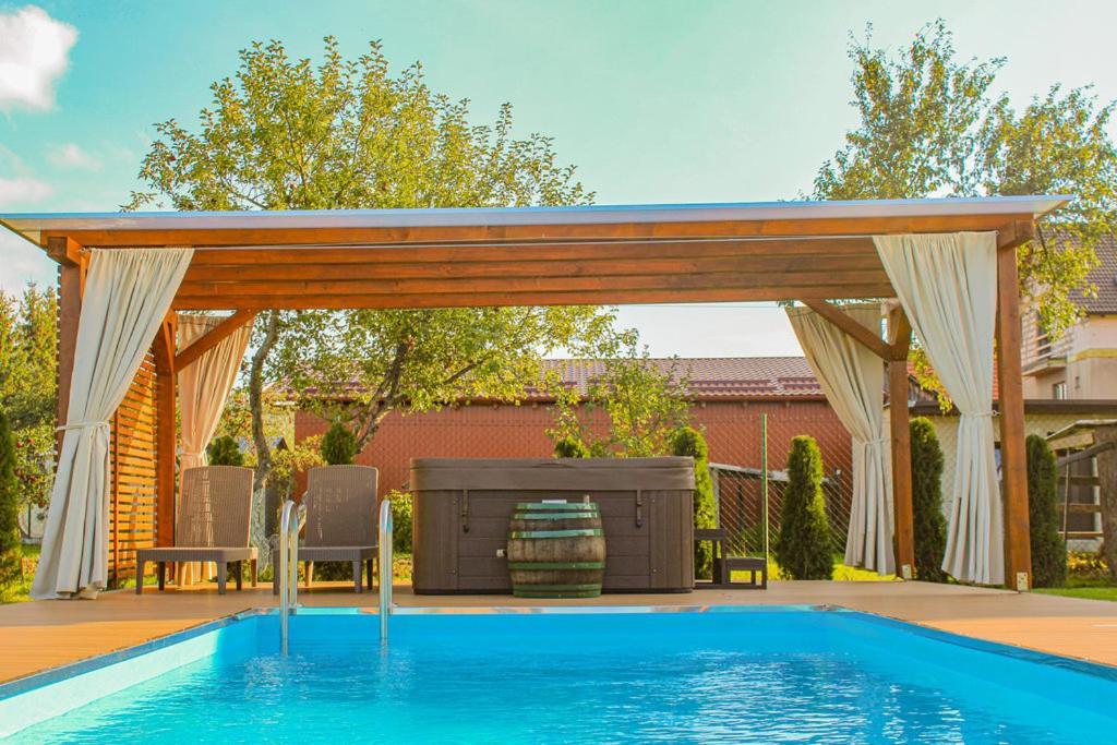 Villa Kasandra Liptovský Mikuláš エクステリア 写真