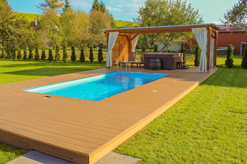 Villa Kasandra Liptovský Mikuláš エクステリア 写真